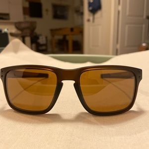 Holbrook mix brown prism Lens